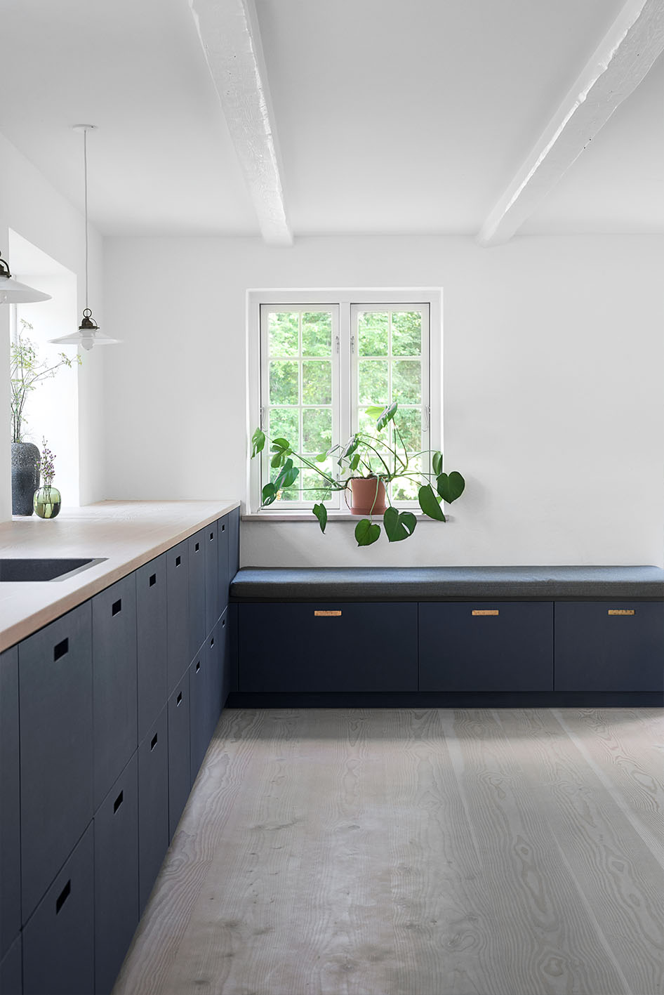 Linoleum kitchen - fronts in Danish design for your kitchen.