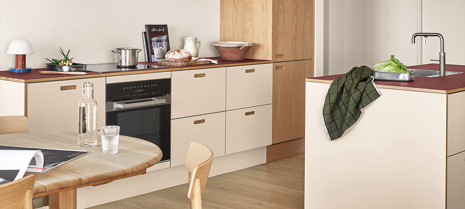 &SHUFL smukke snedkerlavede koekkenlaager til eksisterende koekken