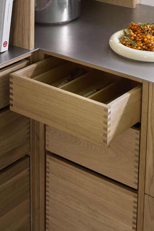 Inspiration til nyt koekken med egetræ og traeskuffer